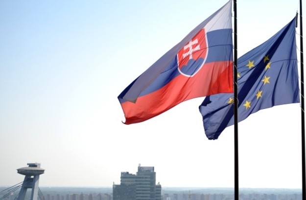 Власти Словакии ухудшили прогноз роста экономики.