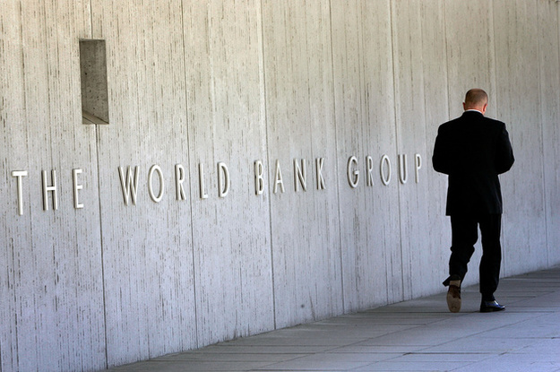 Всемирный банк представил свой обзор макроэкономической ситуации в Украине.