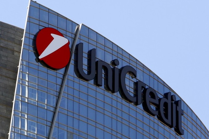 Итальянская компания UniCredit увеличила участие в уставном капитале дочернего Укрсоцбанка до 99,91% с 31,36%.