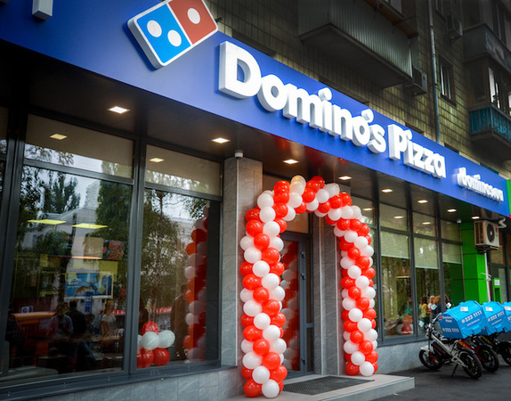 Сеть Domino's Pizza в Киеве пополнилась 23-м заведением, которое открылось по адресу Борщаговская, 212.