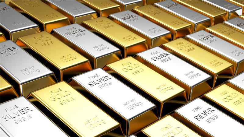 Национальный банк повысил курсы золота и серебра.