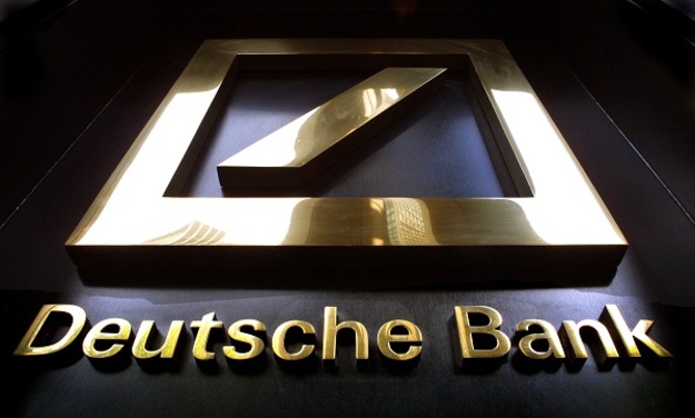 Сотрудники Deutsche Bank могли манипулировать внутренними индексами банка с целью помочь итальянскому финучреждению Monte dei Paschi di Siena (Monte Paschi) скрыть убытки.