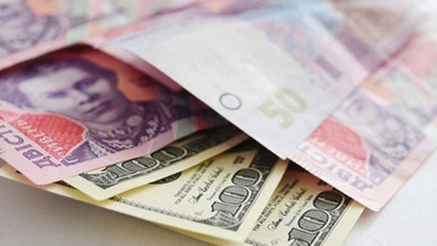 Национальный банк повысил официальный курс гривны до 26,10 грн/$.