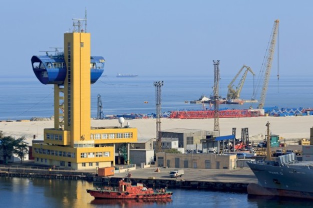 Одесский припортовый завод (ОПЗ) объявил об остановке производства и цехов завода из-за высокой цены на газ и долгов перед Нефтегаз Украина.