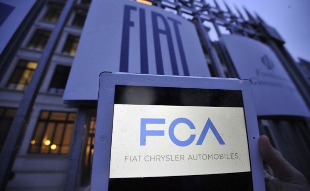 Акции компании Fiat Chrysler в четверг упали на 18% после того, как власти США обвинили автопроизводителя в использовании ПО для занижения уровня выбросов дизельных автомобилей.