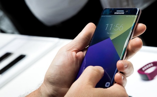 Новый флагманский смартфон компании Samsung будет использовать технологию распознавания лица для осуществления платежей.