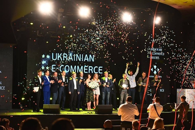 В Киеве прошла пятая ежегодная церемония награждения победителей конкурса Ukrainian E-Commerce Awards 2017, на которой были названы лучшие B2B продукты и сервисы на рынке электронной торговли Украины.