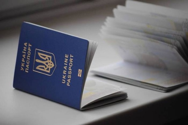 Президент Украины Петр Порошенко заявил о том, что каждый день 14 тысяч украинцев получают биометрические паспорта.