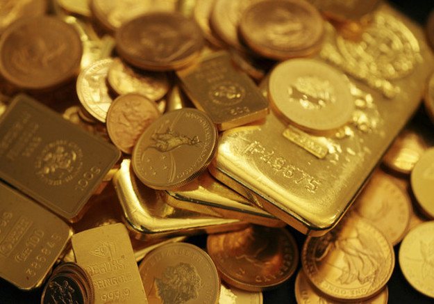 Национальный банк понизил официальный курс золота и повысил курс серебра.