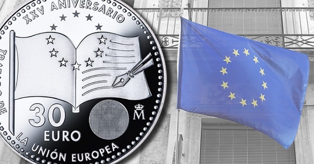 Испания отметила 25-летие подписания договора, который положил начало Европейского союза, выпуском памятной монеты.