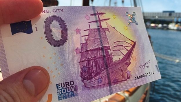 Европейский центральный банк дал разрешение на выпуск в Германии партии купюр номиналом ноль евро.