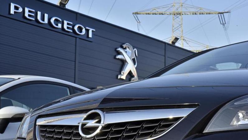 Европейская комиссия одобрила поглощение немецкого автопроизводителя Opel французским автомобилестроительным концерном Peugeot Citroen.