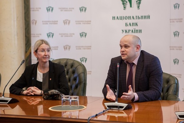 Национальный банк Украины призывает народных депутатов Украины поддержать реформу здравоохранения страны.