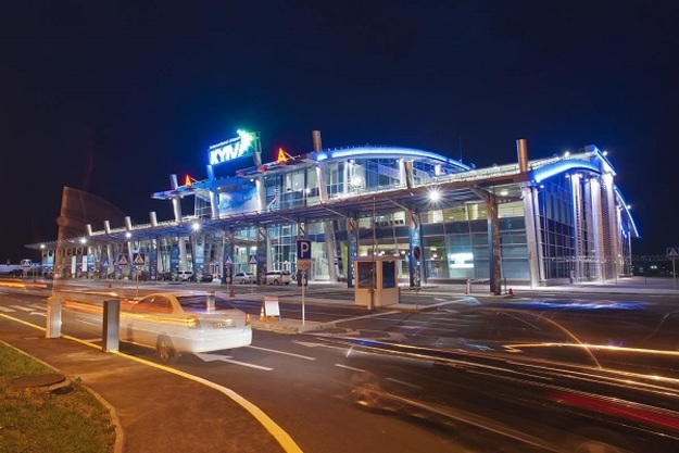 Количество граждан, путешествующих из Украины в страны Евросоюза через пункт пропуска аэропорт «Жуляны» с 11 июня увеличилось на 60%.