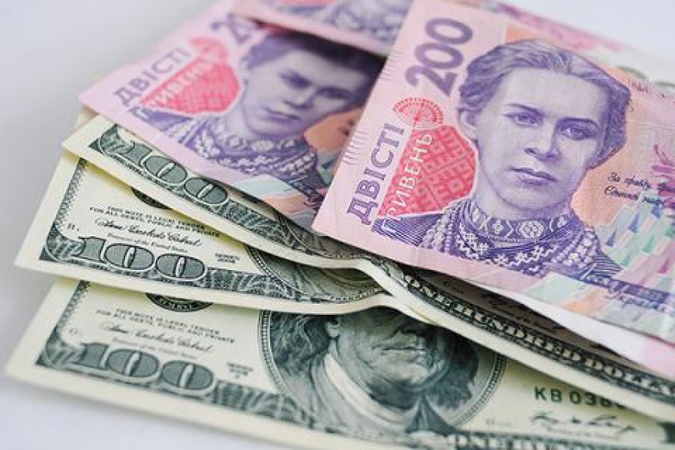 Сьогодні, 18 вересня, міжбанк закрився зростанням української гривні до долара і до євро.