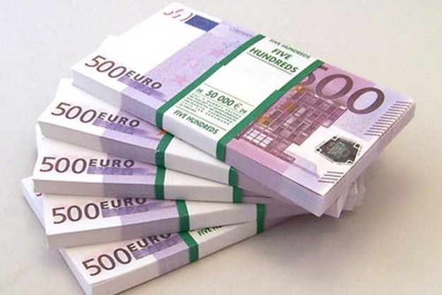Открытие межбанка: Евро незначительно подорожал