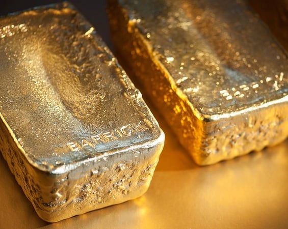 Національний банк підвищив офіційний курс золота і срібла.