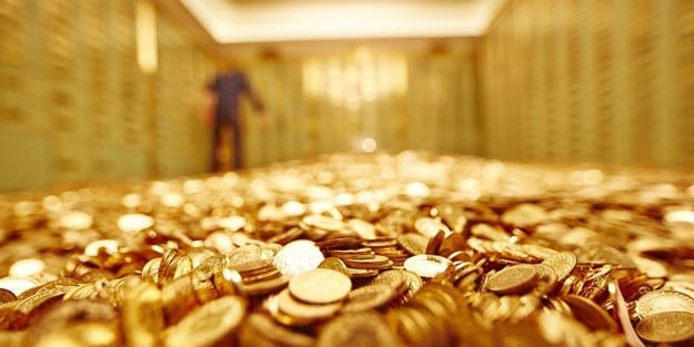 Национальный банк повысил официальный курс золота и курс серебра.