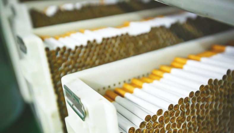 Бюджет Украины в 2019 году недополучил 4,8 миллиарда гривен налогов из-за контрабанды сигарет.