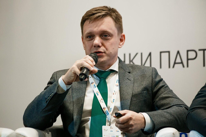 Председатель правления Укрэксимбанка Евгений Мецгер впервые назвал главных должников государственного банка.