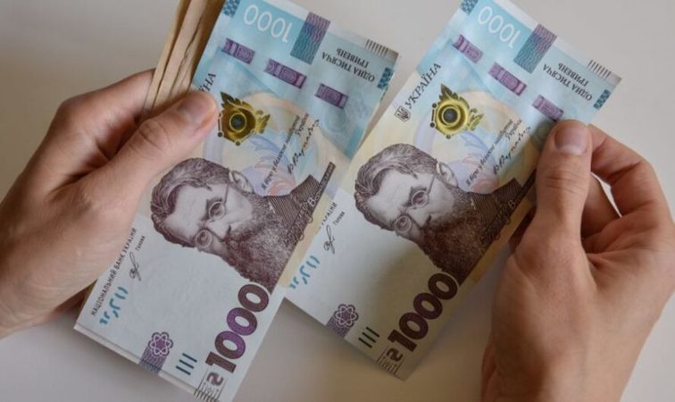 734 621 украинский предприниматель, который остановил свою работу из-за карантина, сможет получить от государства по 8 тысяч грн помощи согласно постановлению Кабмина №1233.