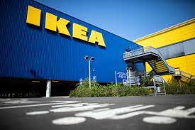 Шведська група IKEA, яка серед перших вирішила покинути РФ після початку вторгнення Росії в Україну, виходить і з банківського бізнесу в РФ.