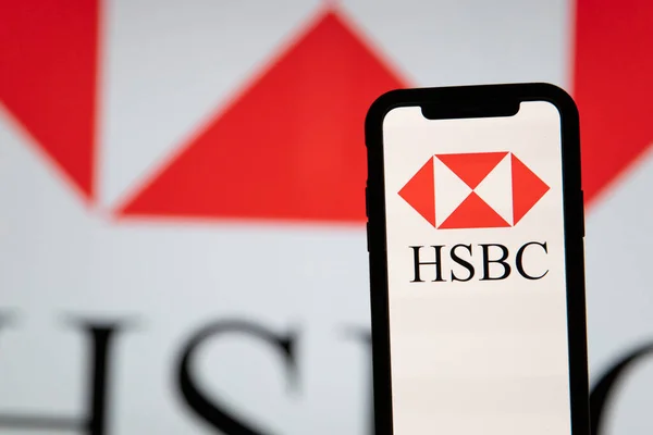 Британська банківська група HSBC очікує, що операцію з продажу її російського бізнесу буде закрито в першій половині 2024 року, випливає зі звіту банку за третій квартал.►Читайте сторінку «Мінфіну» у фейсбуці: головні фінансові новиниЗавершення угоди має бути схвалено російською владою, зазначається у повідомленні HSBC.