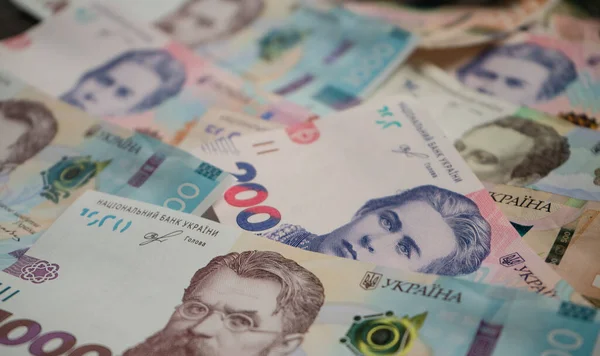 Национальный банк Украины установил на 27 марта 2024 официальный курс гривны на уровне 39,343 грн/$.