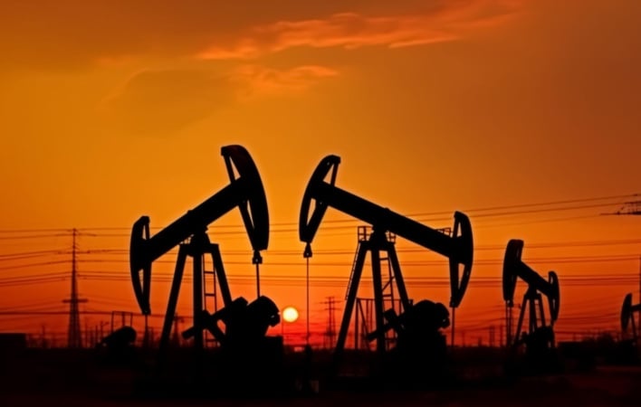Министерство энергетики США повысило свой прогноз мировых цен на эталонную североморскую нефть Brent на 2024 год на 1% до $88,55 за баррель.