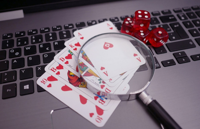 Зеленский подписал указ об ограничении работы онлайн-казино — Минфин