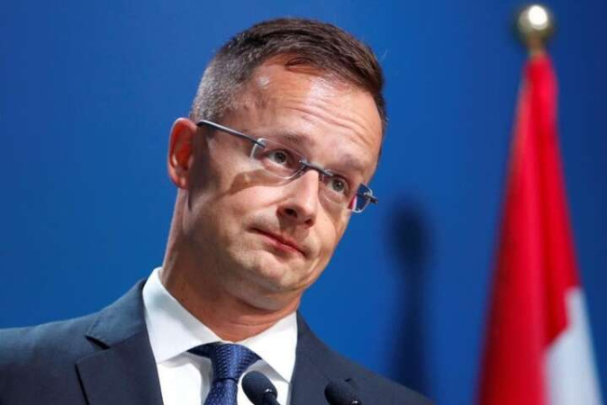 Будапешт будет блокировать помощь Европейского Союза для Украины в размере 2 млрд евро из-за того, что в Украине до сих пор не прекратилась «дискриминация венгерских сообществ».