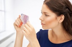 Нужно ли возлагать компании ответственность за доходы на её сотрудников?