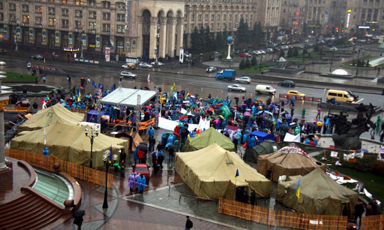 Майдан Независимости во вторник, 23 ноября 2010. Фото Елены Белозерской