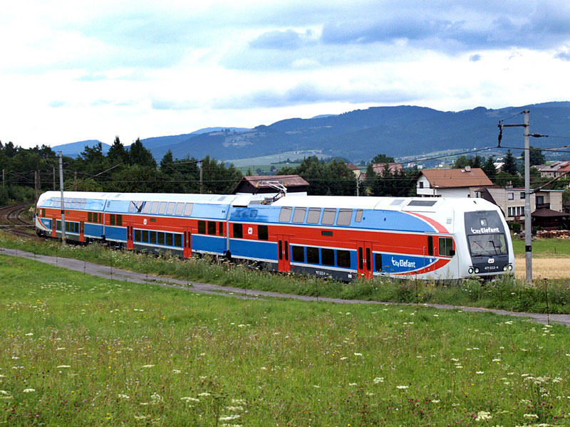 Двухэтажный поезд производства Skoda
