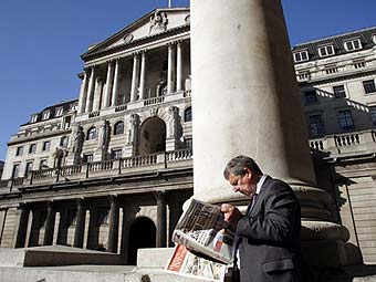 Банк Англии снизил базовую ставку до исторического минимума 1694 года