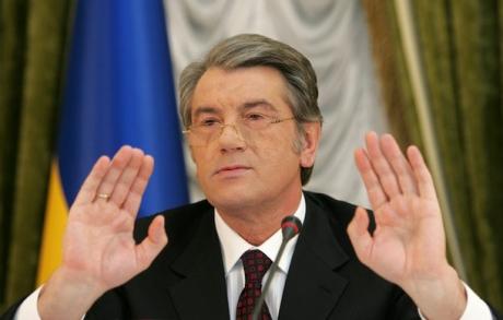 Ющенко нашел способ спасти валютных заёмщиков