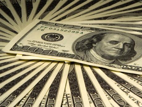 Доллар на межбанке упал почти на 1 гривну