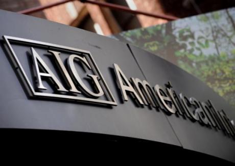 Сотрудники AIG вернули 50 миллионов долларов бонусов
