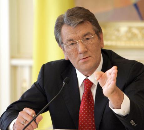 В.Ющенко заявил о дисбалансе госбюджета-2009