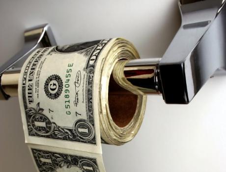 Эксперты предупреждают о потенциальной ненадежности доллара