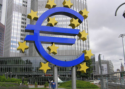 Помощь МВФ странам Восточной Европы обвалила евро