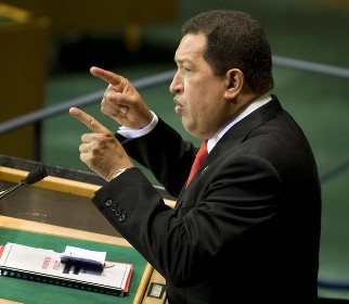 Уго Чавес нанес удар доллару