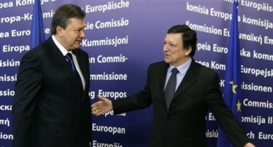 Янукович: Украина рассчитывает на поддержку Евросоюза в переговорах с МВФ