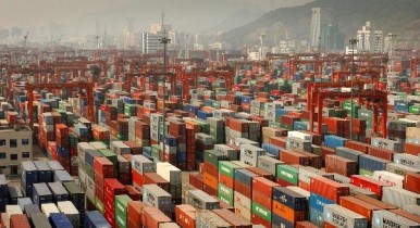 Экспорт китайских товаров вырос за год на 46%