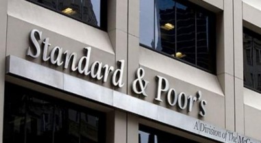 Standard & Poor’s впервые за 5 лет повысило рейтинг Украины