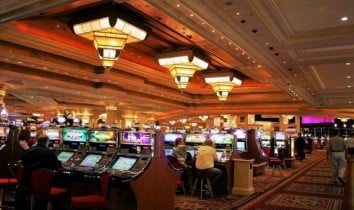 Право открывать казино получат не только крымские, но и карпатские гостиницы
