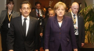 Руководители 16 государств зоны евро обсуждают ситуацию в Греции