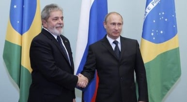 РФ и Бразилия хотят торговать в своих валютах