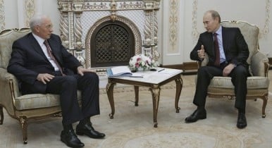 Переговоры: россияне напомнили об Укртатнафте и заинтересовались украинской гидроэнергетикой