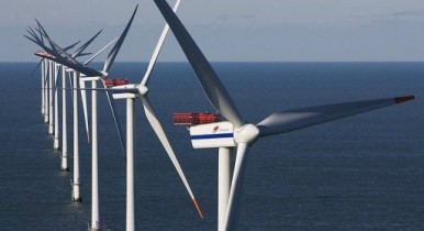 В Балтийском море запустили гигантскую ветряную электростанцию